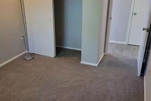 2009 Canal Dr, Bradenton, FL 34207 - Photo 9