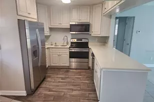 109 21st St NE, Bradenton, FL 34208 - Photo 13