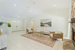 5206 Woodlawn Cir E, Palmetto, FL 34221 - Photo 5