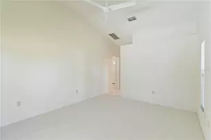 5206 Woodlawn Cir E, Palmetto, FL 34221 - Photo 19