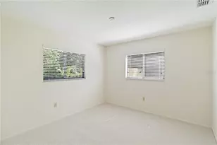 5206 Woodlawn Cir E, Palmetto, FL 34221 - Photo 23