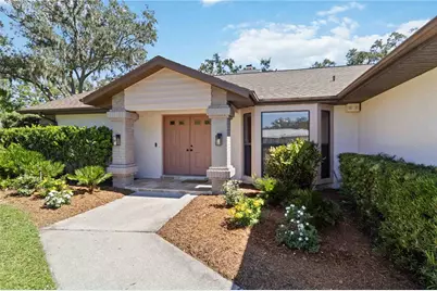 5206 Woodlawn Circle E, Palmetto, FL 34221 - Photo 3