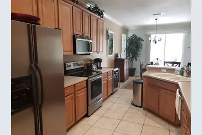 9339 Raes Creek Place, Palmetto, FL 34221 - Photo 5