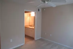 5601 Rosehill Rd, Sarasota, FL 34233 - Photo 15