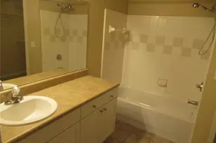 5601 Rosehill Rd, Sarasota, FL 34233 - Photo 5