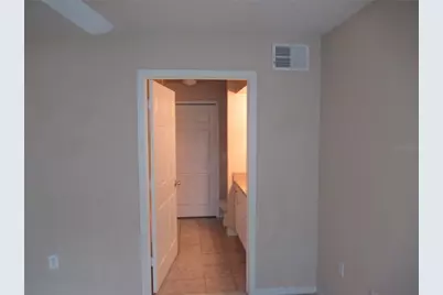 5601 Rosehill Road #203, Sarasota, FL 34233 - Photo 9