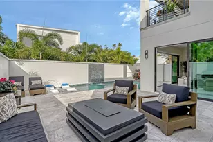 1659 Devonshire Ln, Sarasota, FL 34236 - Photo 17