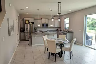 9235 Freedom Hill Dr, Seffner, FL 33584 - Photo 7