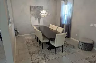 9235 Freedom Hill Dr, Seffner, FL 33584 - Photo 5