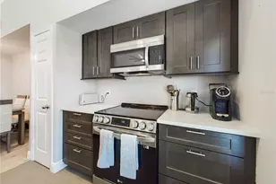 5521 Rosehill Rd, Sarasota, FL 34233 - Photo 11