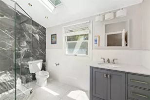 1434 Ladue Ln, Sarasota, FL 34231 - Photo 49