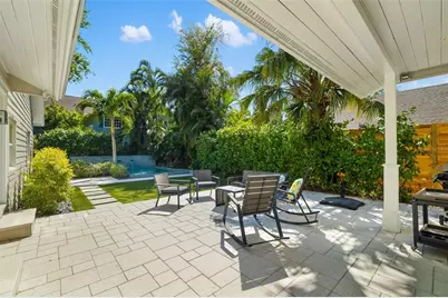 1434 Ladue Lane, Sarasota, FL 34231 - Photo 9