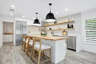 749 Tropical Cir, Sarasota, FL 34242 - Photo 11