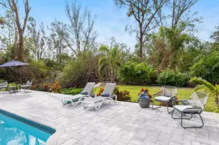 749 Tropical Cir, Sarasota, FL 34242 - Photo 29