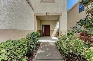 10267 Newminster Loop, Ruskin, FL 33573 - Photo 3