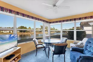 3823 Glen Oaks Dr E, Sarasota, FL 34232 - Photo 25