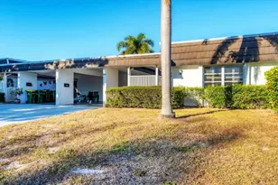 3823 Glen Oaks Dr E, Sarasota, FL 34232 - Photo 1