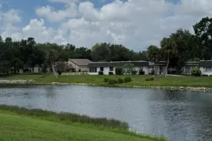 3823 Glen Oaks Dr E, Sarasota, FL 34232 - Photo 5