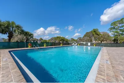 3823 Glen Oaks Drive E #83, Sarasota, FL 34232 - Photo 31