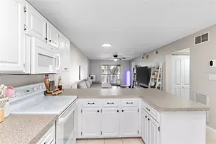 6033 34th Street W, Bradenton, FL 34210 - Photo 17