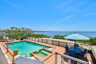 6928 26th St W, Bradenton, FL 34207 - Photo 9