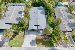 5803 Imperiore Ave, Holmes Beach, FL 34217 - Photo 33