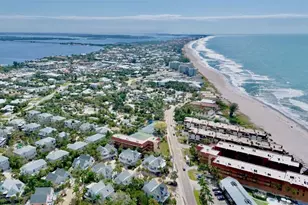 5803 Imperiore Ave, Holmes Beach, FL 34217 - Photo 37