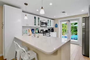 5803 Imperiore Ave, Holmes Beach, FL 34217 - Photo 13