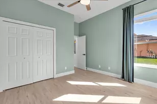 312 Londonderry Dr, Sarasota, FL 34240 - Photo 33