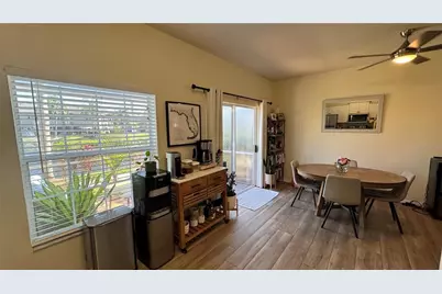 7729 Plantation Circle, University Park, FL 34201 - Photo 9