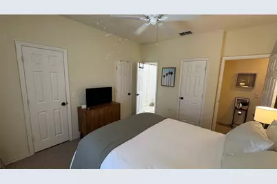 7729 Plantation Circle, University Park, FL 34201 - Photo 19