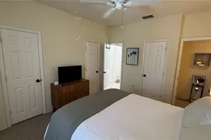 7729 Plantation Cir, University Park, FL 34201 - Photo 19