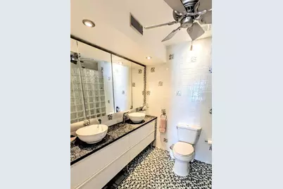 1546 Stickney Point Road #501, Sarasota, FL 34231 - Photo 17