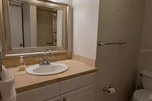 4567 Shoshone Trail, Sarasota, FL 34233 - Photo 9