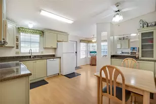 713 Riverview Cir, North Port, FL 34287 - Photo 7