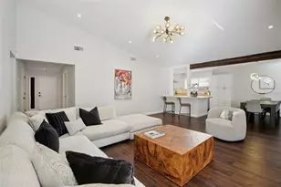 665 Eastpointe Pkwy, Sarasota, FL 34232 - Photo 9