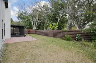 665 Eastpointe Pkwy, Sarasota, FL 34232 - Photo 39