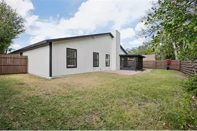 665 Eastpointe Parkway, Sarasota, FL 34232 - Photo 39