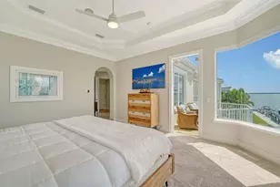 610 Yardarm Ln, Longboat Key, FL 34228 - Photo 25