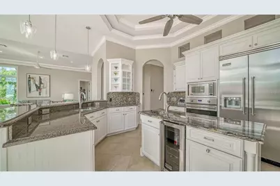 610 Yardarm Lane, Longboat Key, FL 34228 - Photo 17