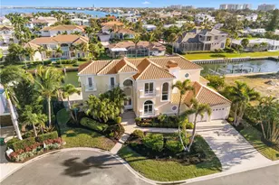 610 Yardarm Ln, Longboat Key, FL 34228 - Photo 3