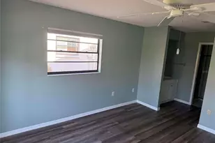 1211 Capri Isles Blvd, Venice, FL 34292 - Photo 9