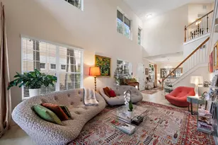 8406 Miramar Way, Lakewood Ranch, FL 34202 - Photo 9