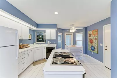 729 Brightside Crescent Drive #33, Venice, FL 34293 - Photo 15