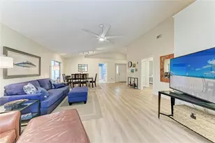 729 Brightside Crescent Dr, Venice, FL 34293 - Photo 11