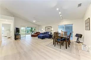 729 Brightside Crescent Dr, Venice, FL 34293 - Photo 5