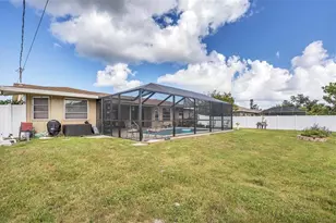 426 Canterbury Rd, Venice, FL 34293 - Photo 33