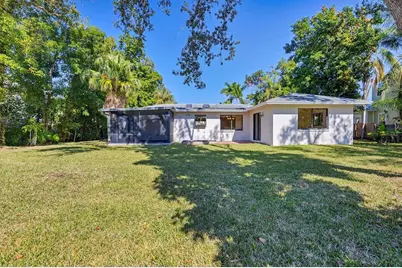 1632 Worrington Street, Sarasota, FL 34231 - Photo 25