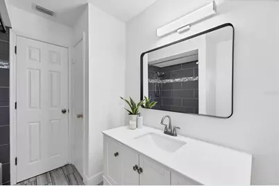 1632 Worrington Street, Sarasota, FL 34231 - Photo 19