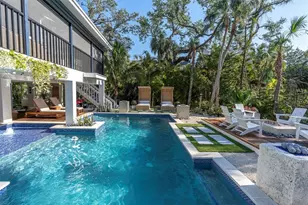 4004 Bayside Ct, Bradenton, FL 34210 - Photo 59